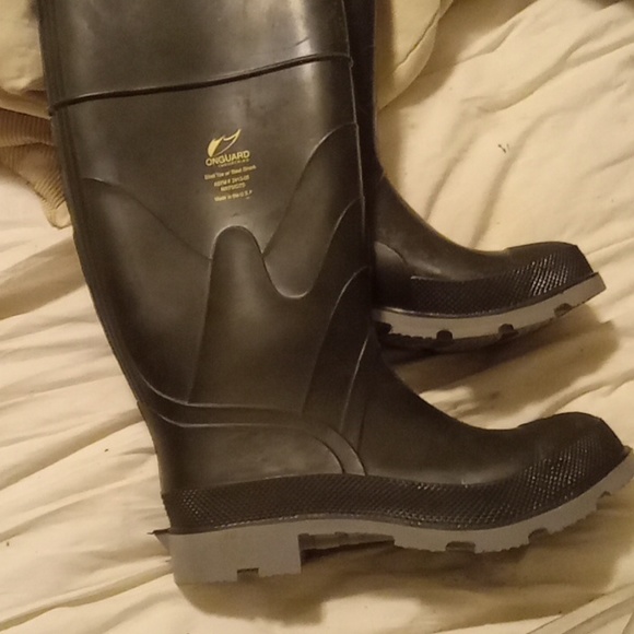 On guard Industries steel toe boots - Picture 2 of 4